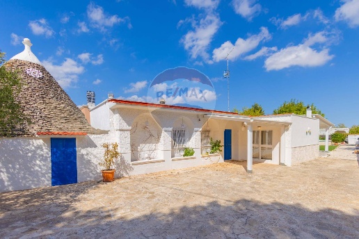 casa indipendente in vendita a Monopoli