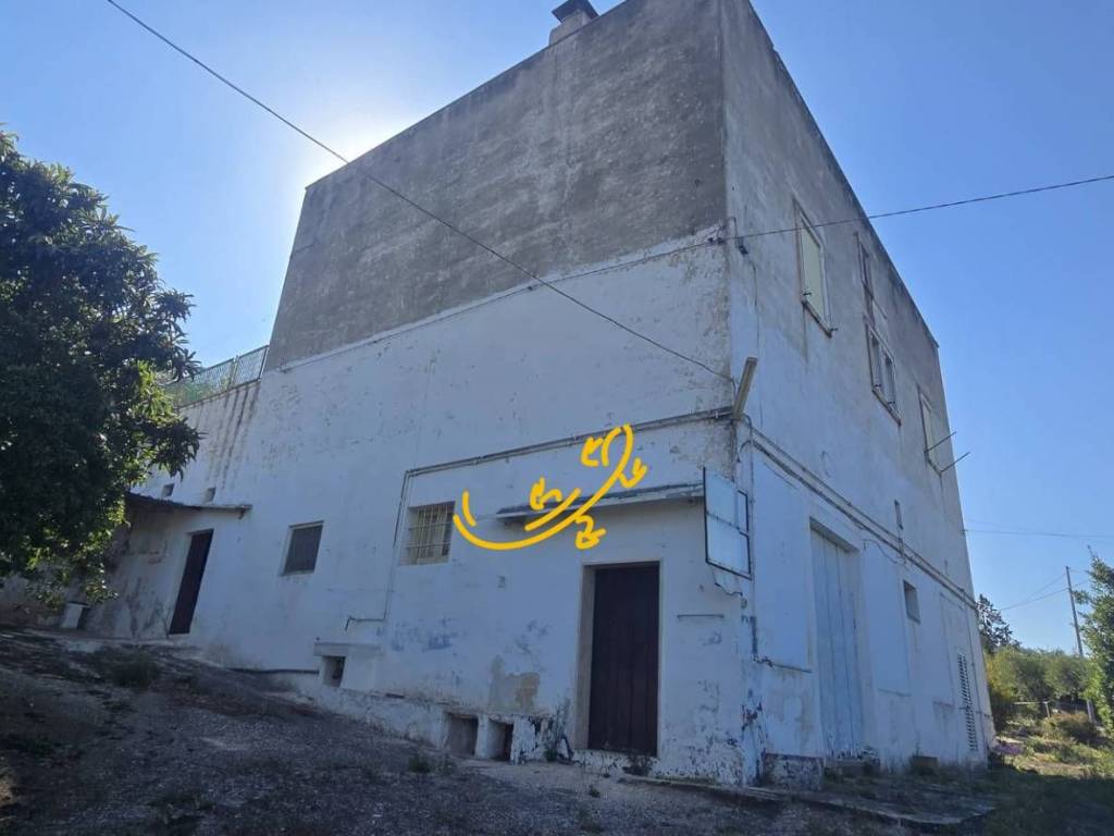 casa indipendente in vendita a Monopoli