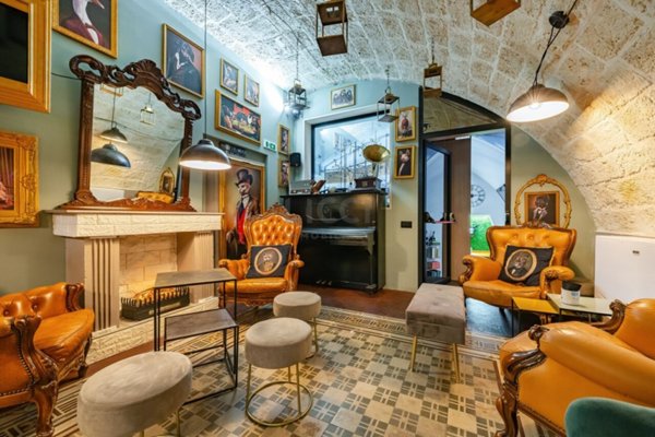 negozio in vendita a Monopoli in zona Centro Storico