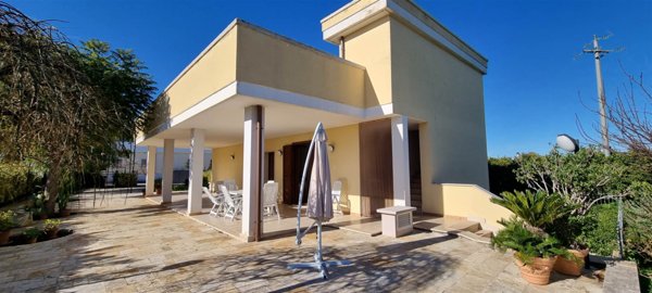 casa indipendente in vendita a Monopoli