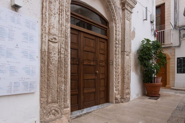 appartamento in vendita a Monopoli in zona Centro Storico