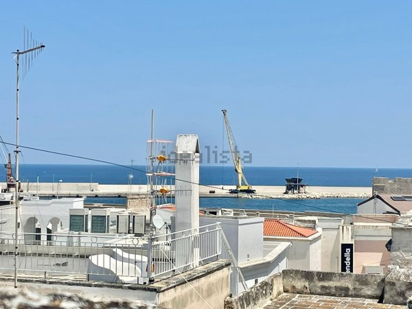 appartamento in vendita a Monopoli in zona Centro Storico
