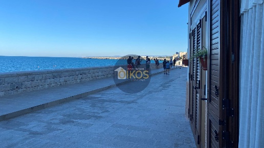 casa indipendente in vendita a Monopoli in zona Centro Storico
