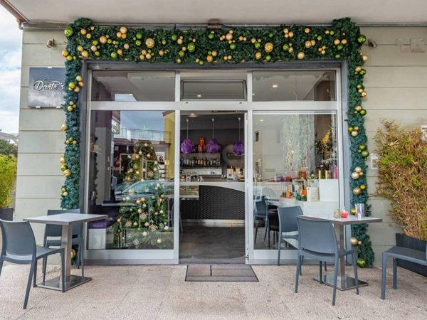 negozio in vendita a Monopoli