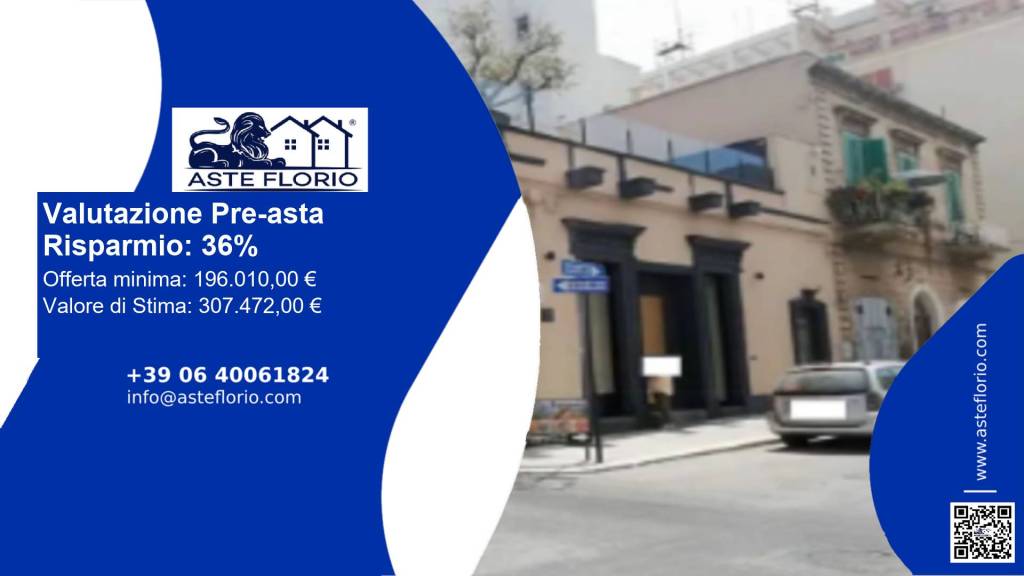 negozio in vendita a Monopoli in zona Centro Storico