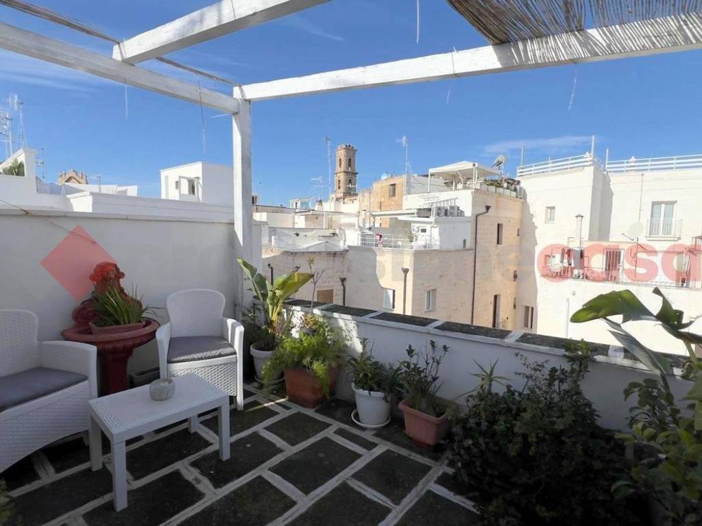 casa indipendente in vendita a Monopoli in zona Centro Storico