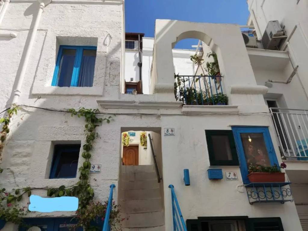 appartamento in vendita a Monopoli in zona Centro Storico