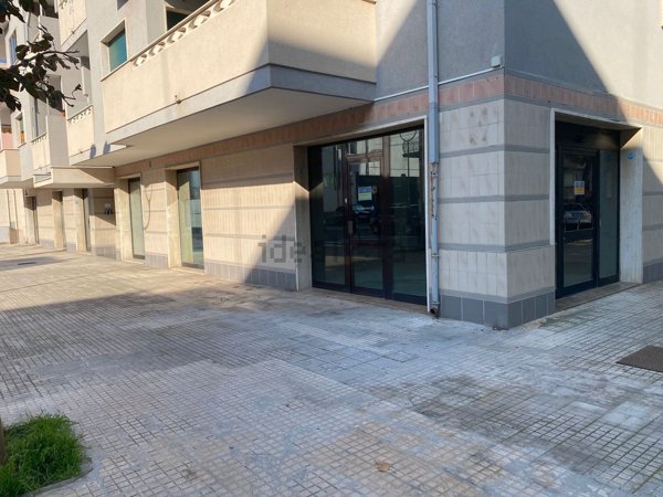 ufficio in vendita a Monopoli in zona Centro Storico