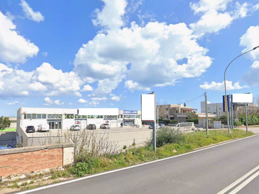 capannone in vendita a Monopoli in zona Centro Storico