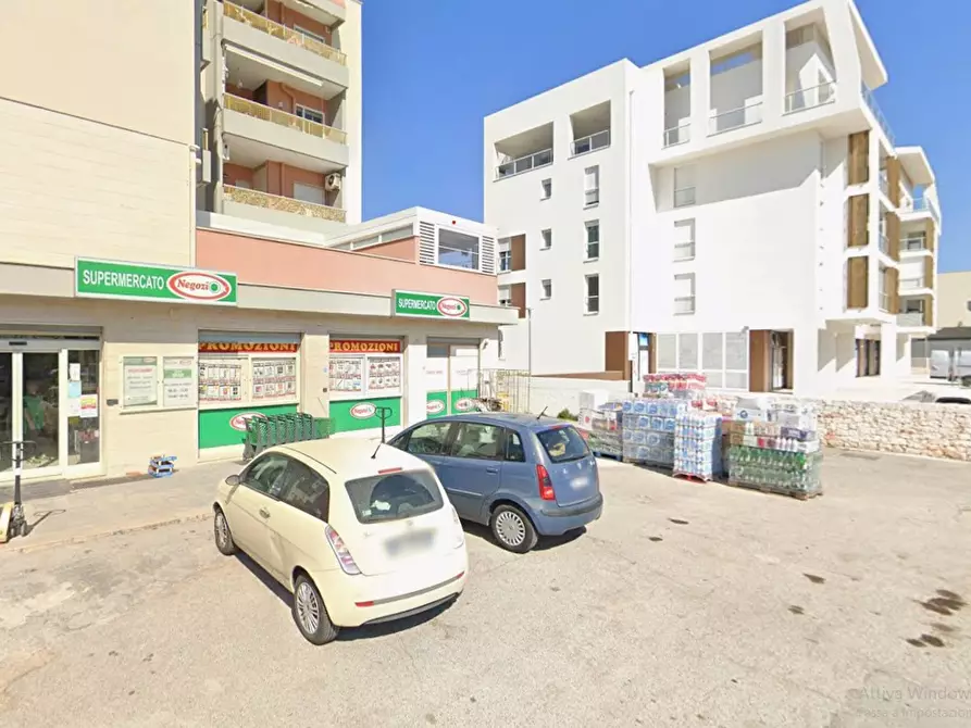 locale commerciale in vendita a Monopoli