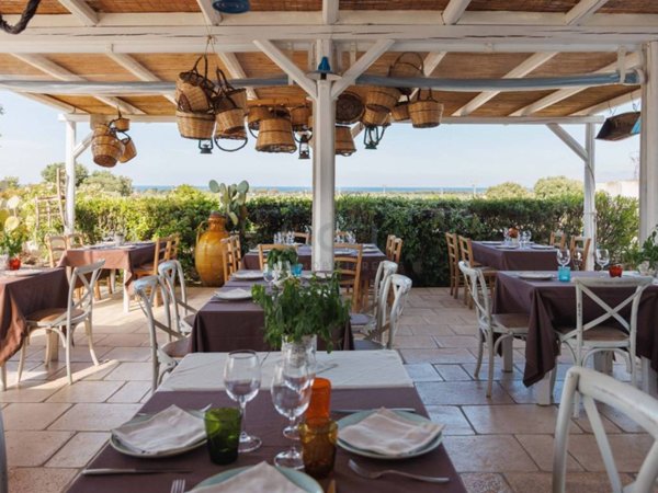 negozio in vendita a Monopoli