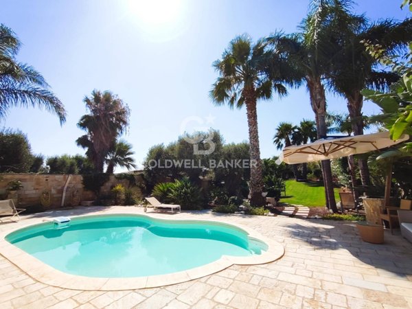 casa indipendente in vendita a Monopoli