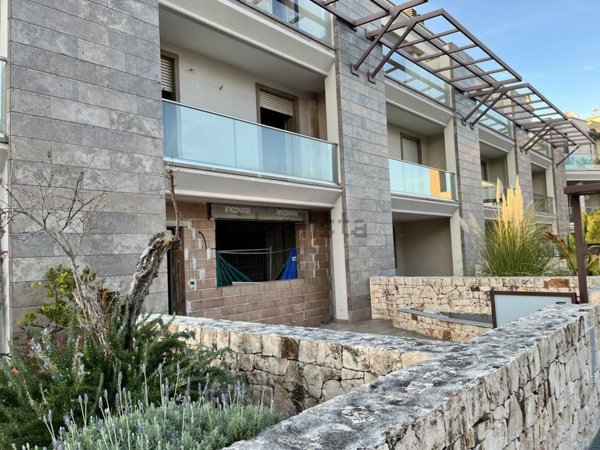 casa indipendente in vendita a Monopoli