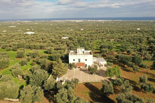 casa indipendente in vendita a Monopoli