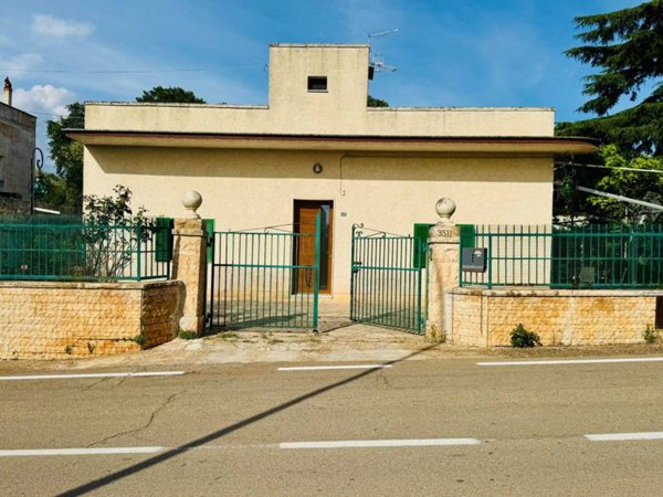 casa indipendente in vendita a Monopoli