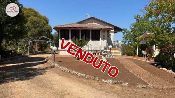 casa indipendente in vendita a Monopoli in zona San Bartolomeo