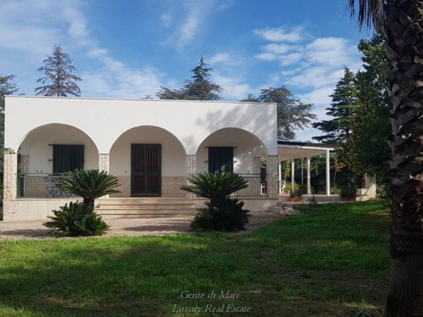 casa indipendente in vendita a Monopoli in zona Lamascrasciola