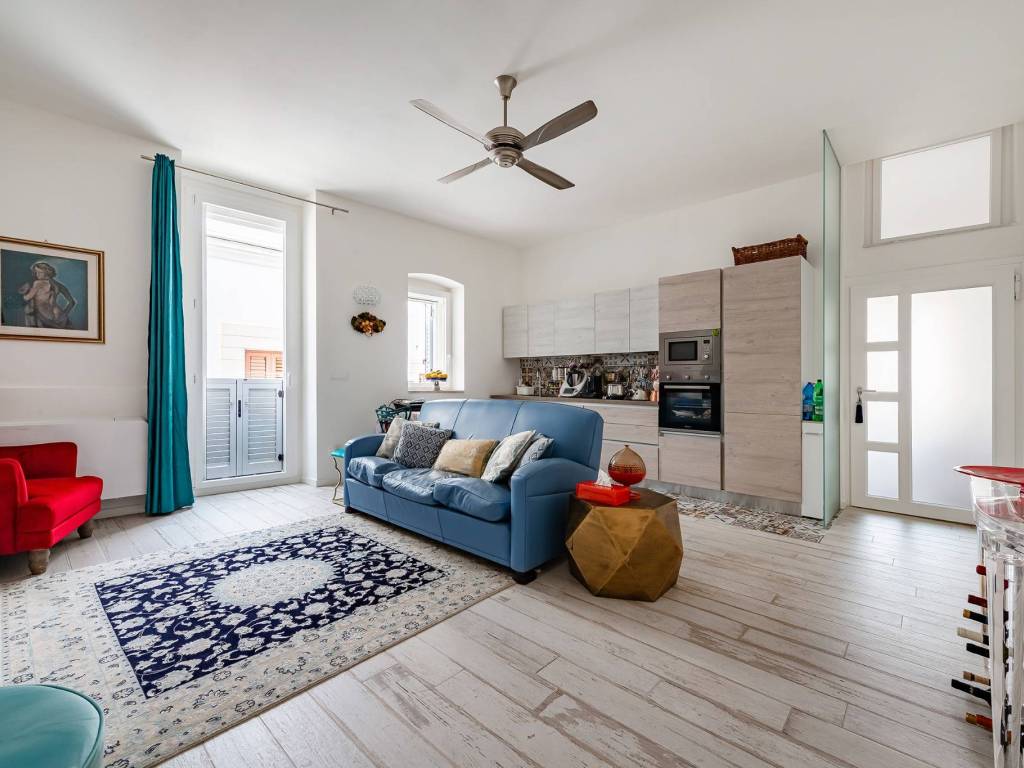 appartamento in vendita a Monopoli in zona Centro Storico