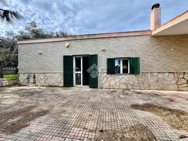 casa indipendente in vendita a Monopoli in zona Santo Stefano