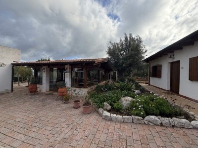 casa indipendente in vendita a Monopoli