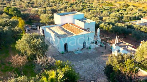 casa indipendente in vendita a Monopoli in zona Cristo delle Zolle