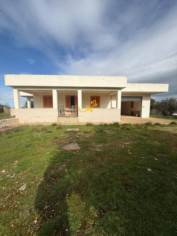 casa indipendente in vendita a Monopoli
