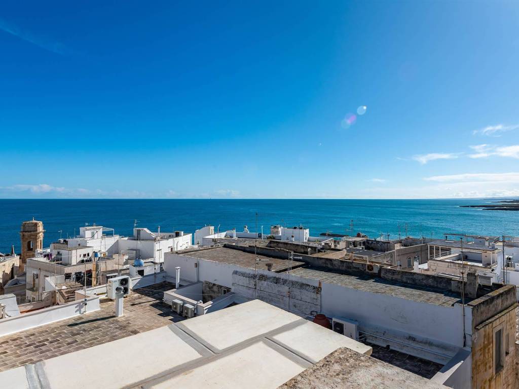 appartamento in vendita a Monopoli in zona Centro Storico