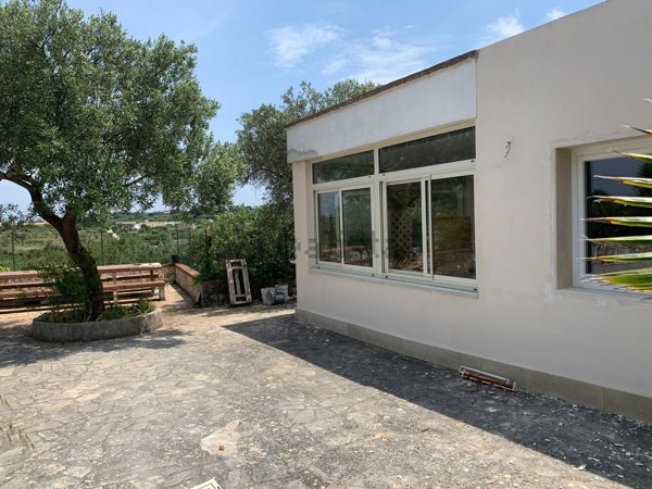 casa indipendente in vendita a Monopoli