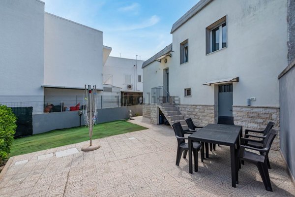 casa indipendente in vendita a Monopoli