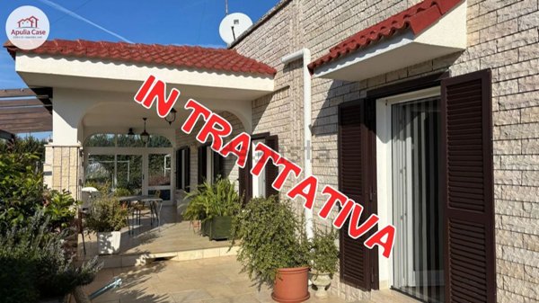 casa indipendente in vendita a Monopoli
