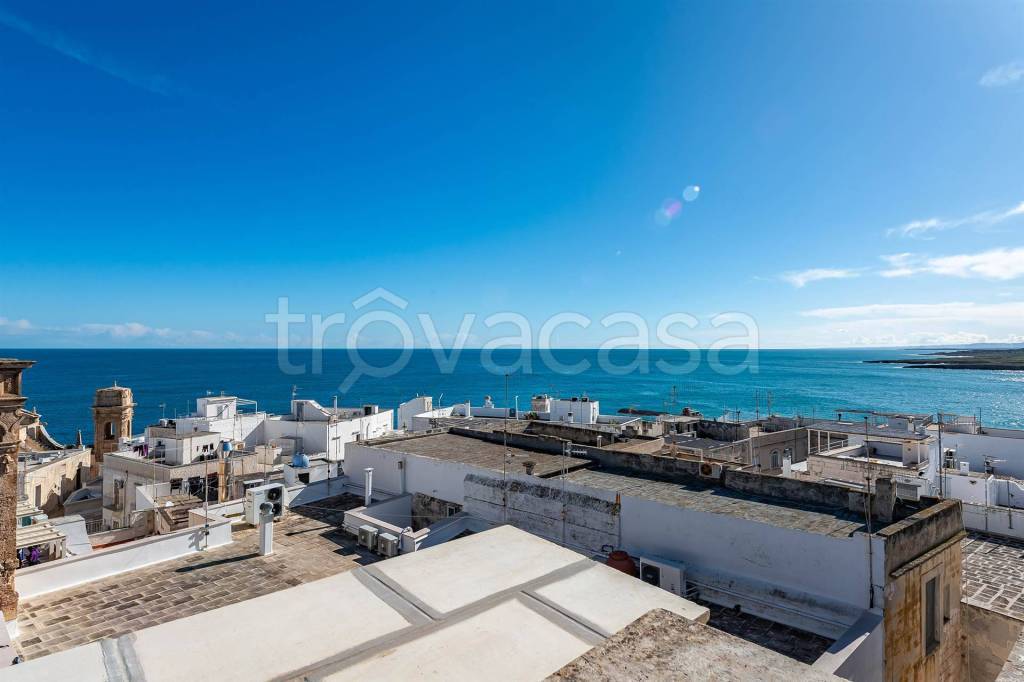 appartamento in vendita a Monopoli in zona Centro Storico
