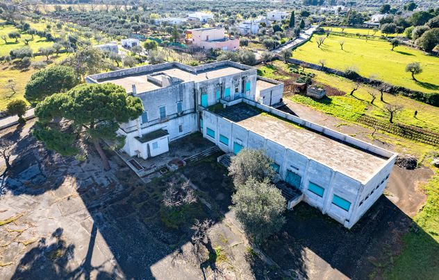 negozio in vendita a Monopoli