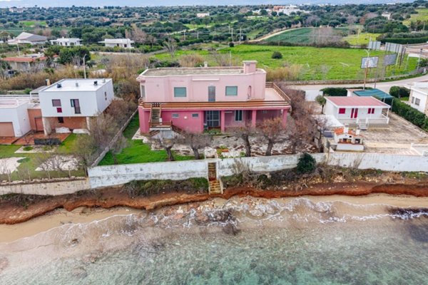 casa indipendente in vendita a Monopoli