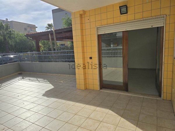 casa indipendente in vendita a Monopoli