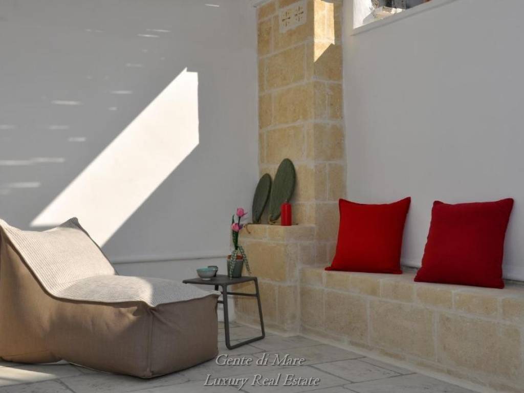 casa indipendente in vendita a Monopoli in zona Centro Storico
