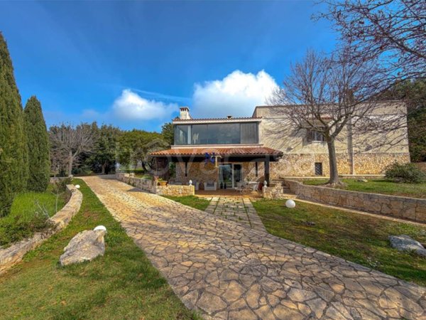 casa indipendente in vendita a Monopoli