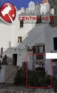 appartamento in vendita a Monopoli in zona Centro Storico