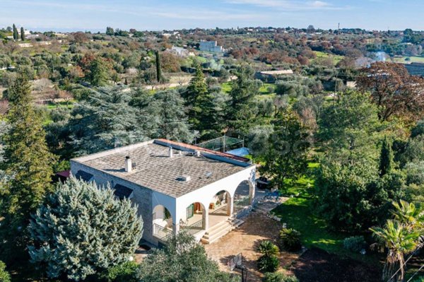casa indipendente in vendita a Monopoli