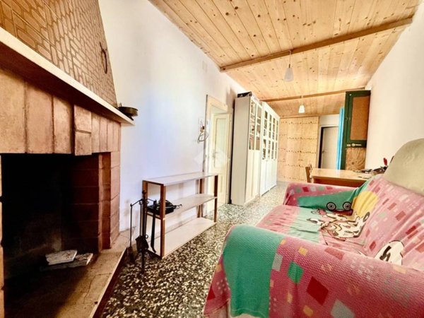 casa indipendente in vendita a Monopoli in zona Cozzana
