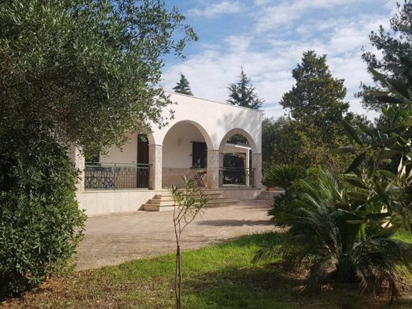 casa indipendente in vendita a Monopoli