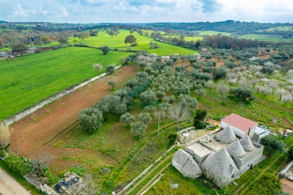 pentavano in vendita a Monopoli