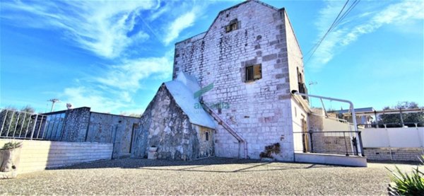 casa indipendente in vendita a Monopoli