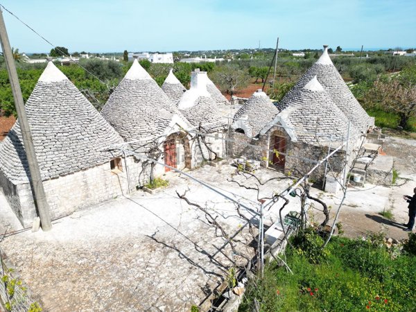 pentavano in vendita a Monopoli