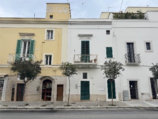 casa indipendente in vendita a Monopoli in zona Centro Storico
