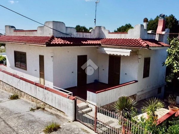 casa indipendente in vendita a Monopoli