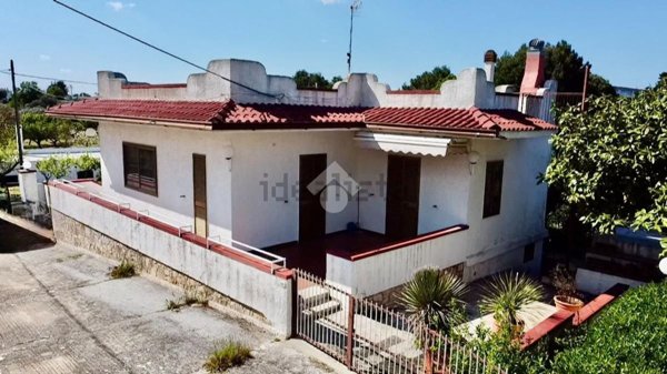 casa indipendente in vendita a Monopoli