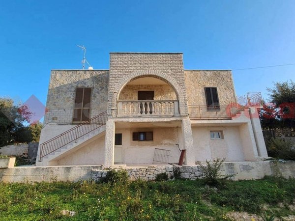 casa indipendente in vendita a Monopoli