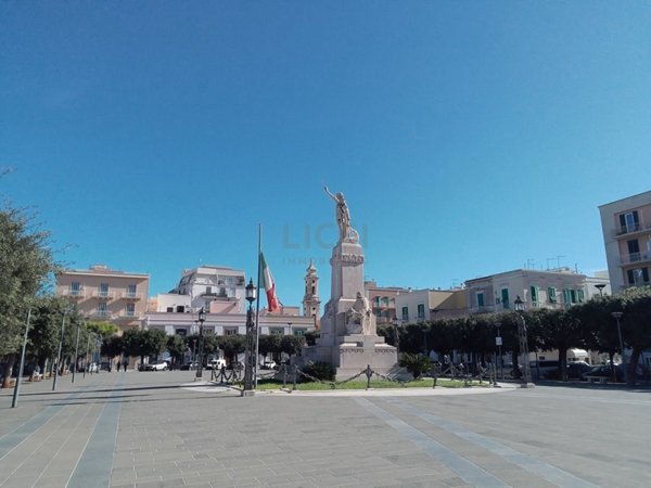 negozio in vendita a Monopoli
