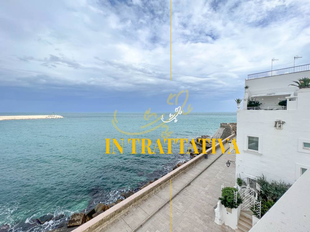 appartamento in vendita a Monopoli in zona Centro Storico