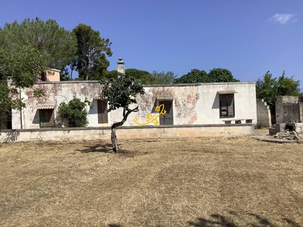 casa indipendente in vendita a Monopoli in zona Cozzana
